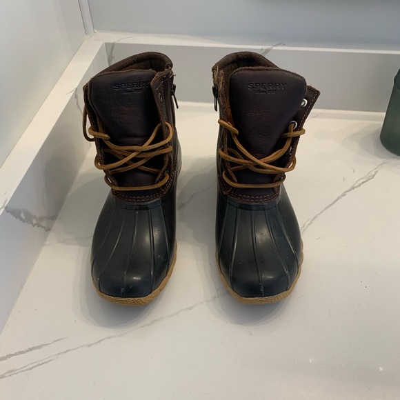 Women's Sperry Brown Saltwater Duck Boot - Picture 6 of 9